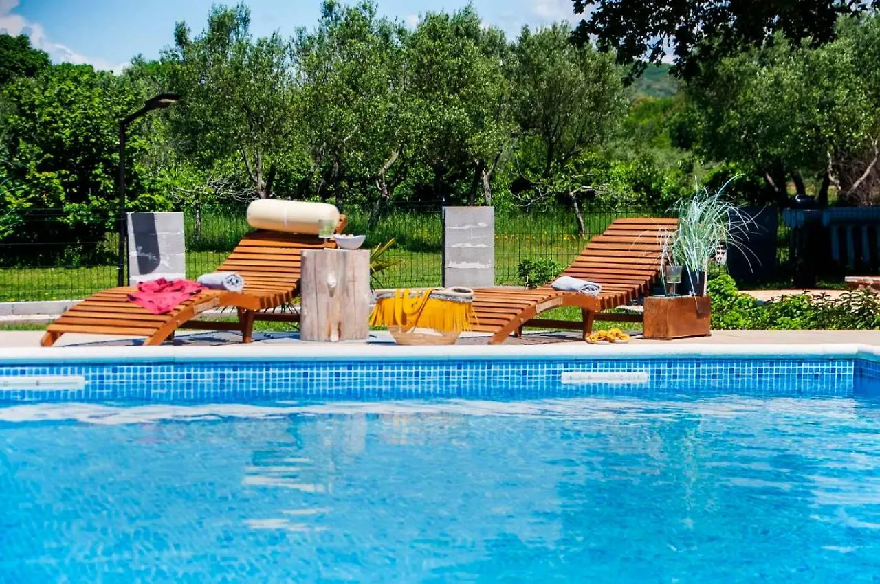 Villa Fauna Near The Town Of Rovinj