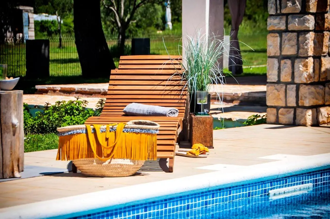 Villa Fauna Near The Town Of Rovinj Croatia